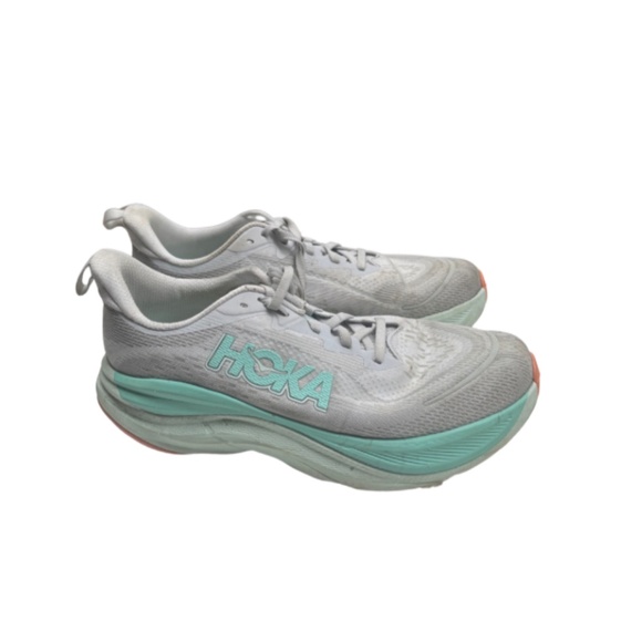 Hoka One One - Picture 3 of 3